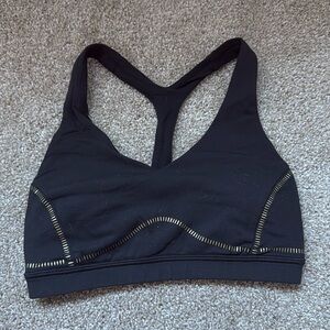Lululemon Black Arise Bra Size 4